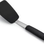 OXO Flexible silicone frying turner – Flexible Turner – Black