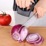 MEETOZ Onion slicing guide holder – Black, Silver - Image 3