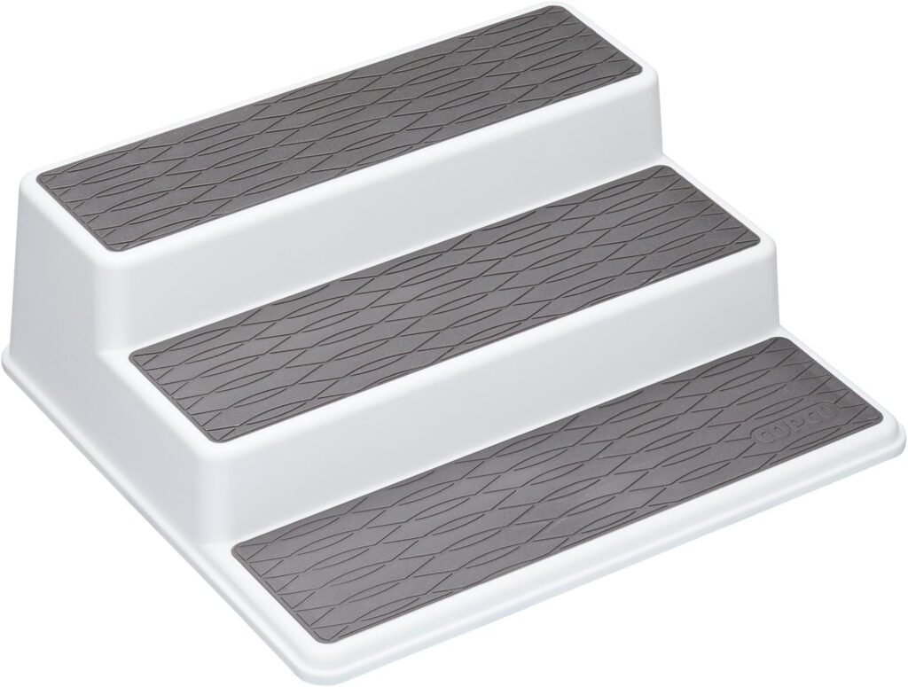 Copco Stepped three-tier cupboard organiser – White/Grey