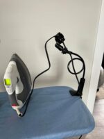 Pmsanzay Flexible ironing-board cord minder – Black - Image 4