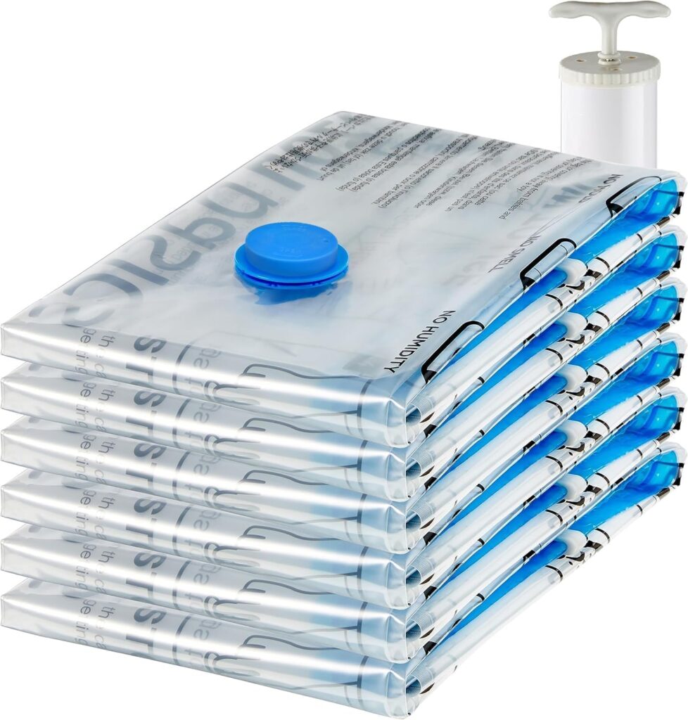 Amazon Basics Vacuum Compression Zipper Storage Bags with Airtight Valve and Hand Pump, Jumbo, 6-Pack, Clear – 6x Jumbo (100 x 76 cm)