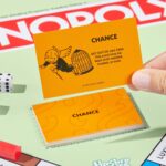 Monopoly classic board game - Image 9