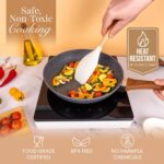 nuovva Mixed silicone and wood utensil set – Varies (Small to Medium) – Cream - Image 5