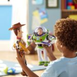 Talking character action figure – 5057966495130 – 39cm – Brown - Image 3